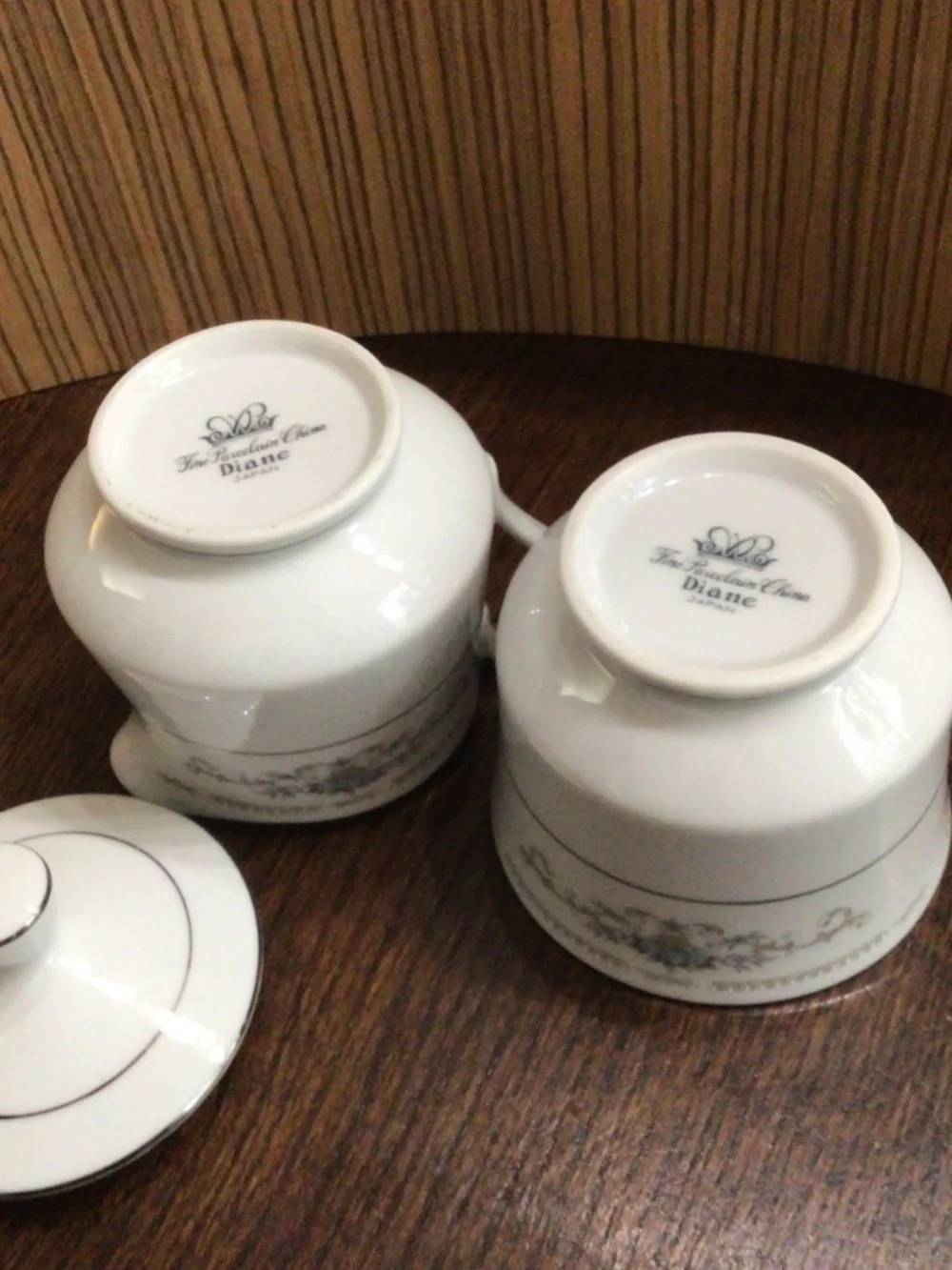 Vintage 1960 Diane by Wade porcelain cream and sugar set. Excellent shape.